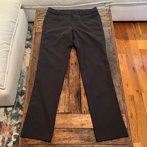 Lululemon ABC Warpstreme 32”x33” Straight leg Charcoal